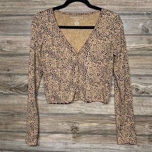Offers open! American Eagle Womens Size Small Animal Print ‎ flare sleeves